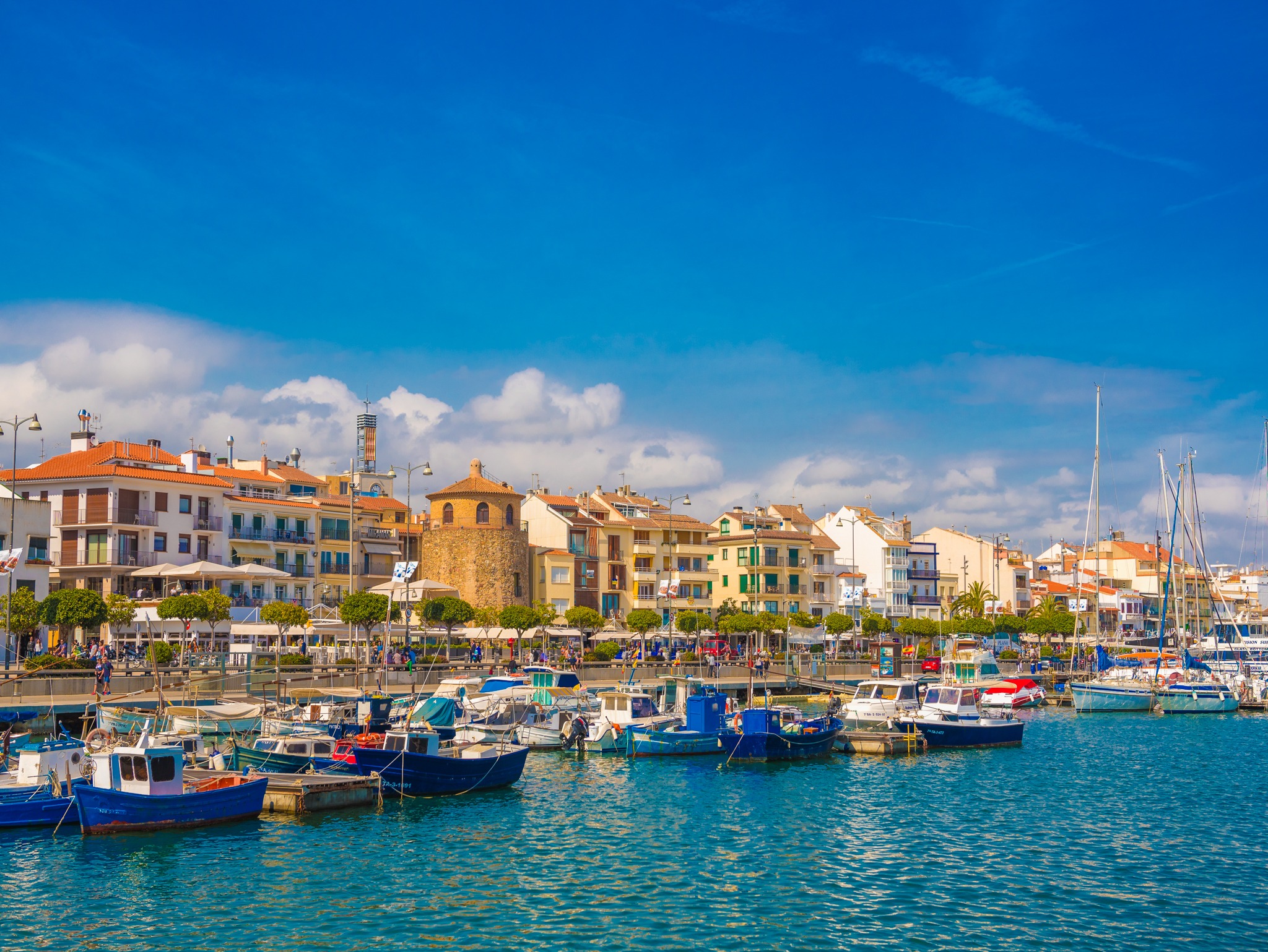Cambrils,,Spain,-,April,30,,2017:,View,Of,Port,And
